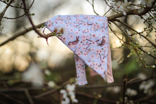 "Birds & Blossoms" Hundehalstuch