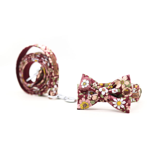 "Burgundy Bloom" Fliege für Hundehalsbänder