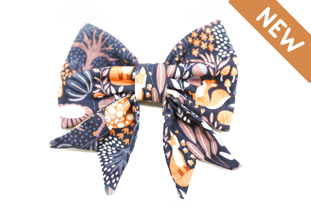 "Fox Fables" sailor bow for dog collars