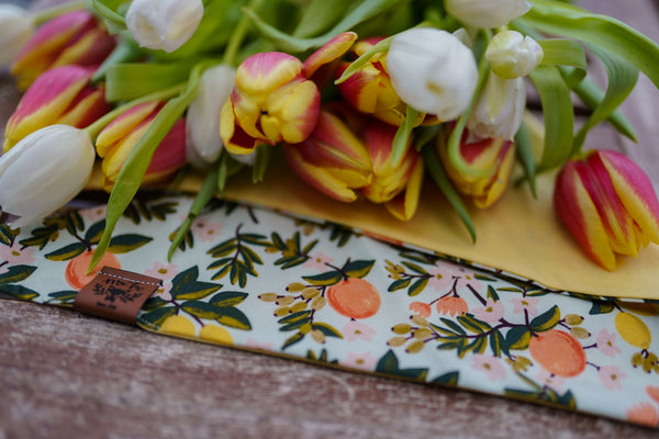 "Botanical Breeze" Hundehalstuch