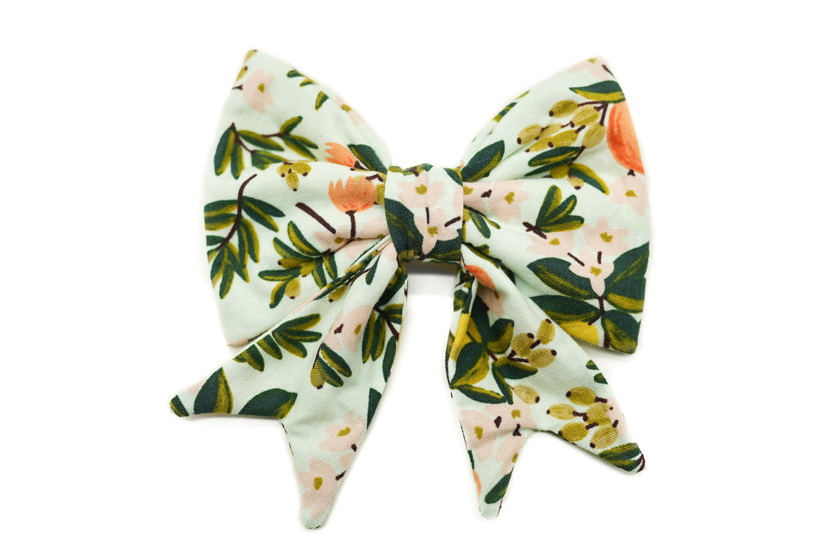 "Botanical Breeze" Schleife für Hundehalsbänder
