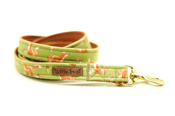 "Fabulous Fox" dog leash