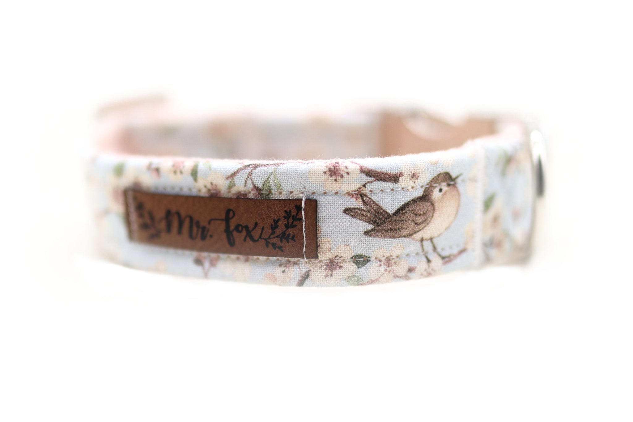 "Birds & Blossoms" collar for dogs