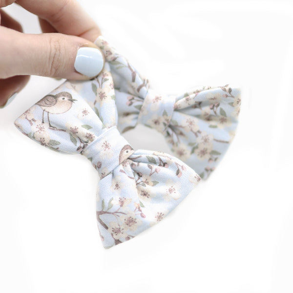 "Birds & Blossoms" bow tie for dog collars