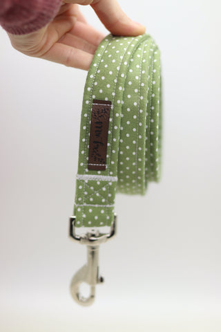 READY TO SHIP "Olive Polkadot" City leash 2.5cm (regular) with bolt carabiner