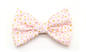 "Darling Daisy" bow tie for dog collars