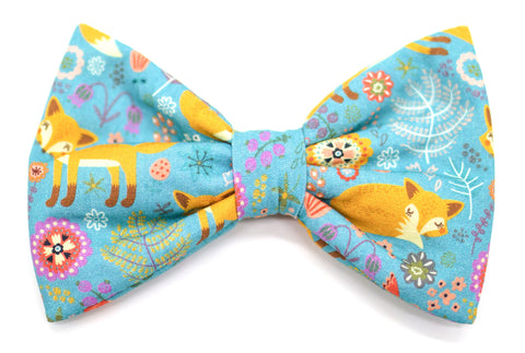 "Fox & Flowers" bow tie for dog collars